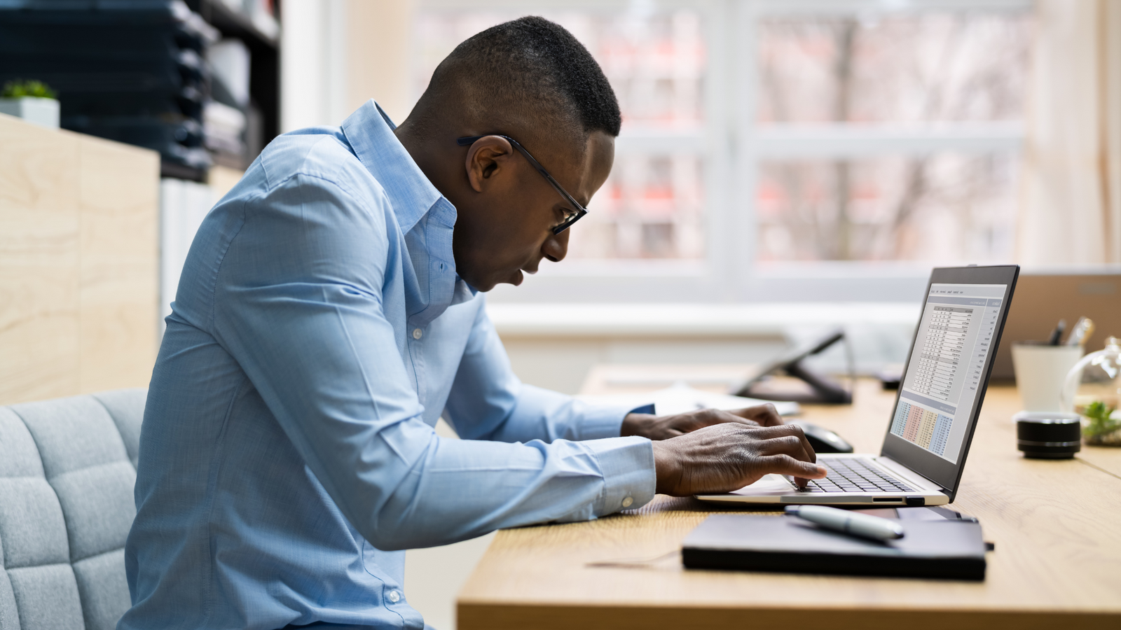 Time to Straighten Up: How to Fix Slouching